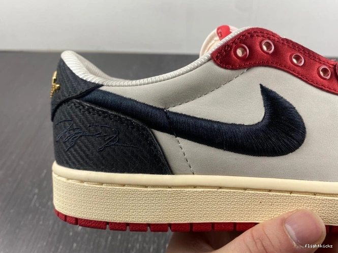 OG FN0432-100 Room Trophy Air Away Jordan 1 Low x 0717